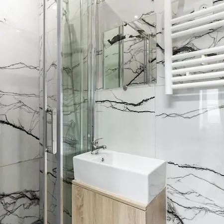 Montmartre/tretaigne : Cosy Studio 2p Apartment